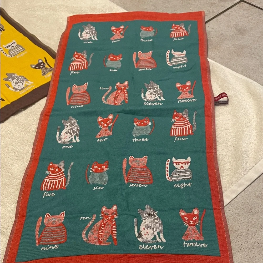 Shmily Towel Cat Print Towel Set